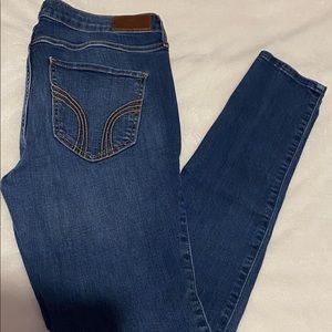Hollister mid rise super skinny jeans